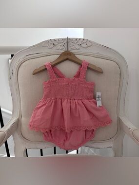 🤍 18~24 Mth Baby Girl Eyelet Ruffle Bubble Romper NWT